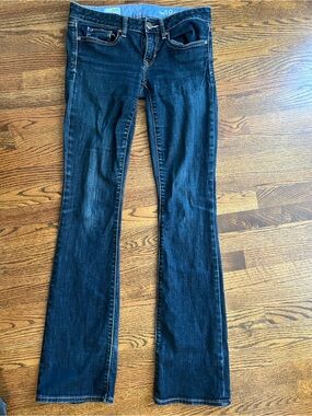 GAP curvy profile jeans